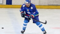 Otto mesi dopo essere stato tagliato dal Val Pusteria, nel momento più difficile della prima stagione di ICE Hockey League dei brunicensi, Tommaso Traversa torna in Italia. A proporre un […]